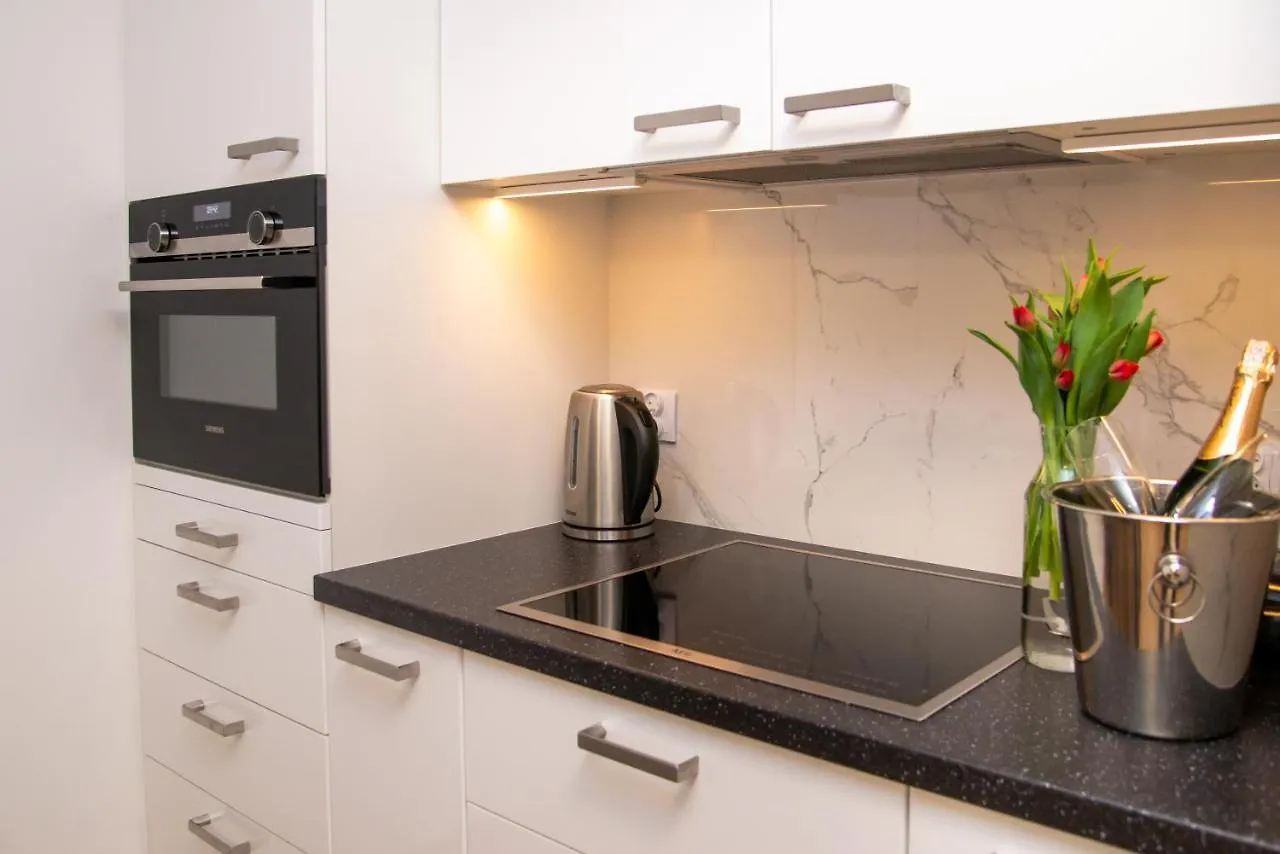 Maya'S Flats & Resorts 49 - Spacious 3 Rooms Apartment In Szafarnia Gdansk