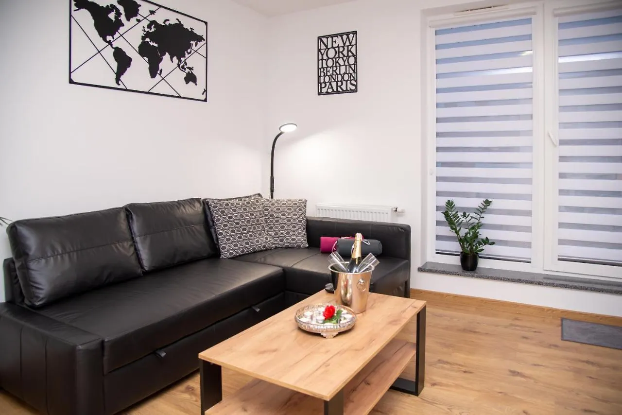 Maya'S Flats & Resorts 49 - Spacious 3 Rooms Apartment In Szafarnia Gdansk