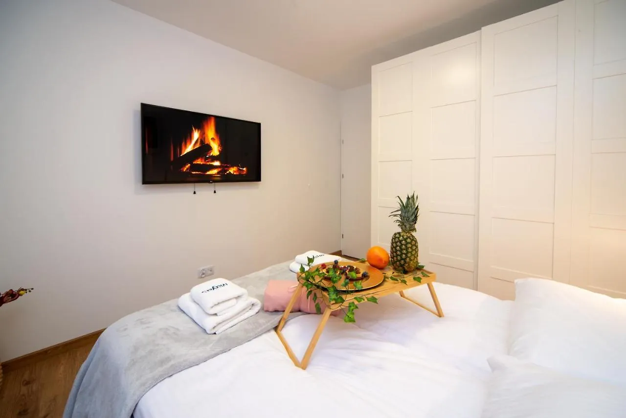 Maya'S Flats & Resorts 49 - Spacious 3 Rooms Apartment In Szafarnia Gdańsk