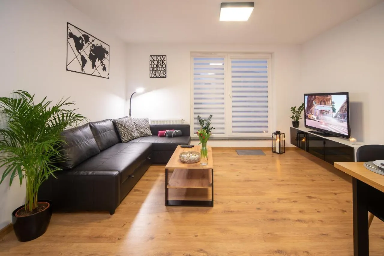 Maya'S Flats & Resorts 49 - Spacious 3 Rooms Apartment In Szafarnia Gdańsk