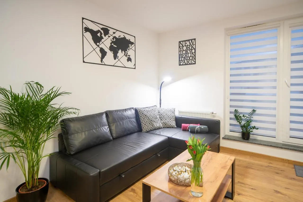 Maya'S Flats & Resorts 49 - Spacious 3 Rooms Apartment In Szafarnia Gdańsk Polen